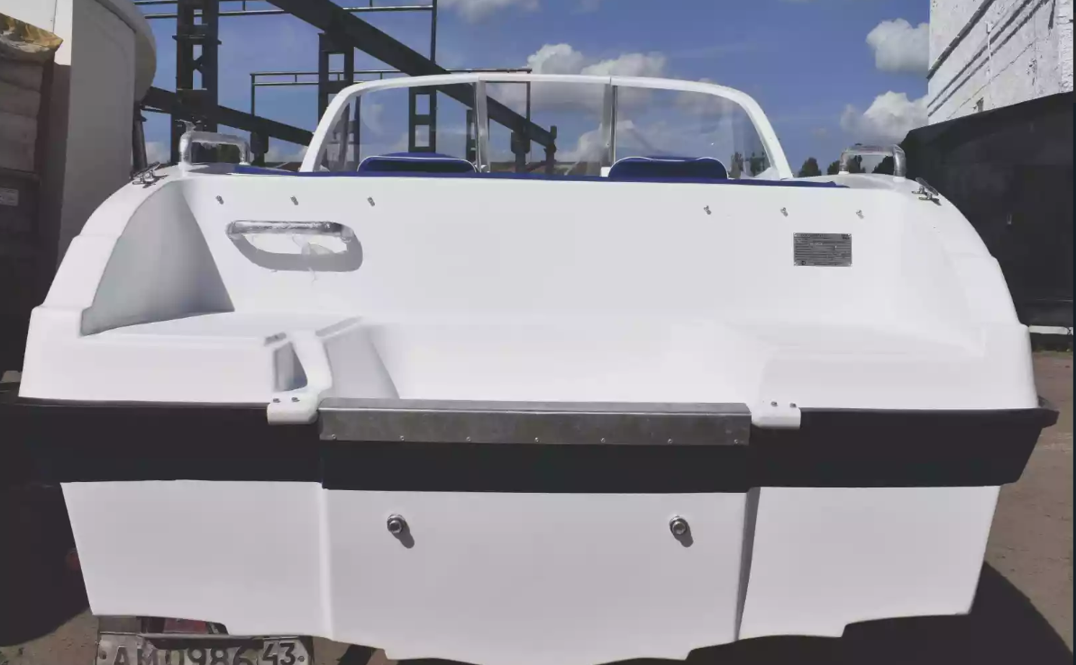 Стеклопластиковый катер Neman-500 Open в Петропавловске-Камчатском