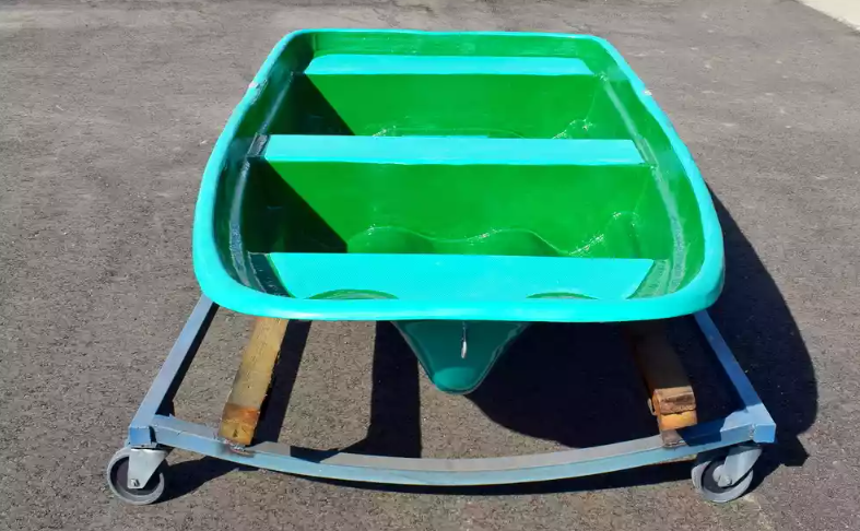 Стеклопластиковая лодка Старт (тримаран) в Петропавловске-Камчатском