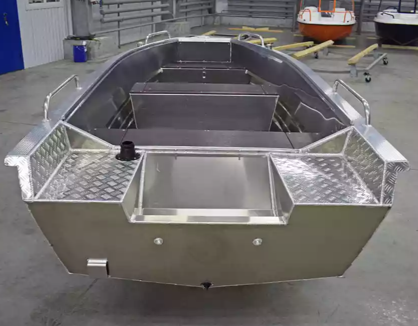 Алюминиевая лодка  Wyatboat-430 Р в Петропавловске-Камчатском