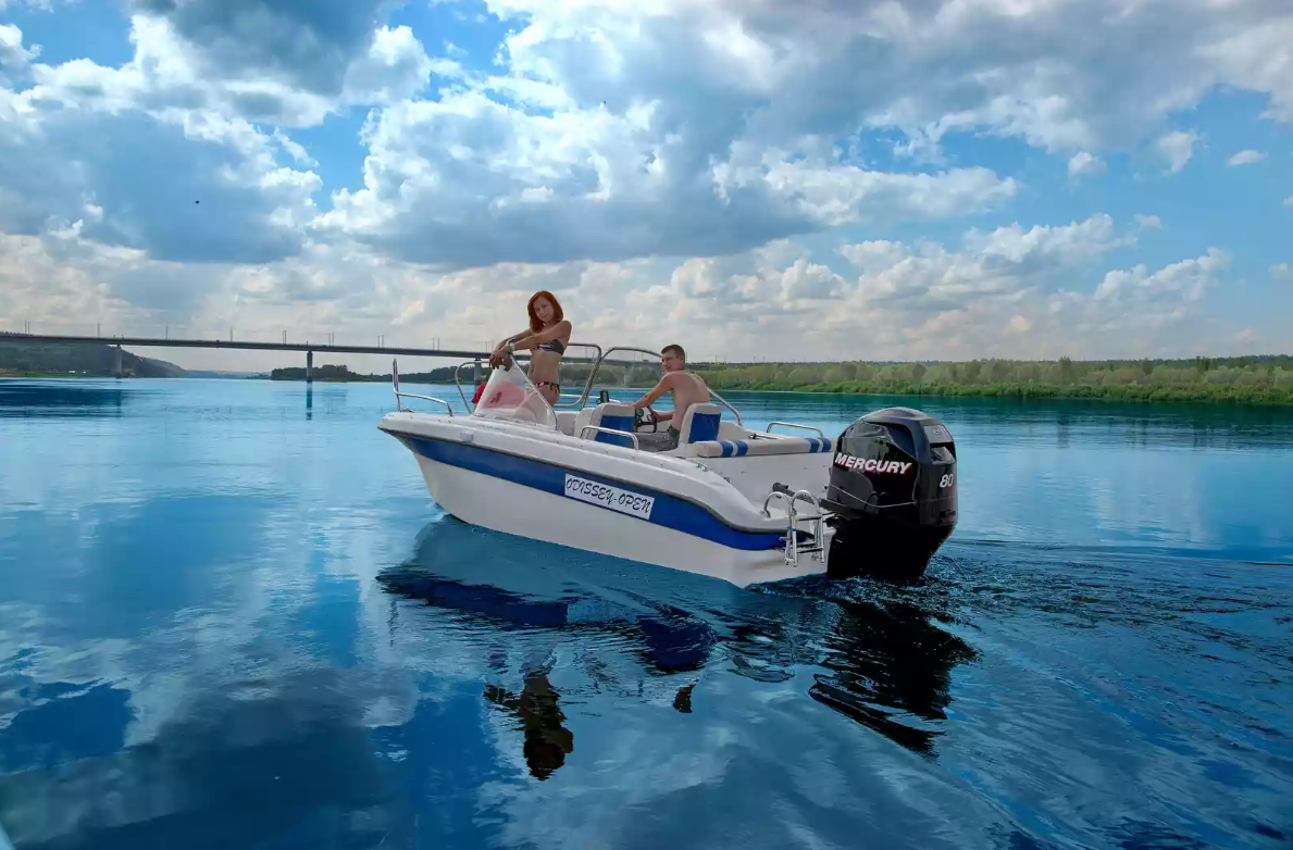 Стеклопластиковый катер Neman-530 Open в Петропавловске-Камчатском