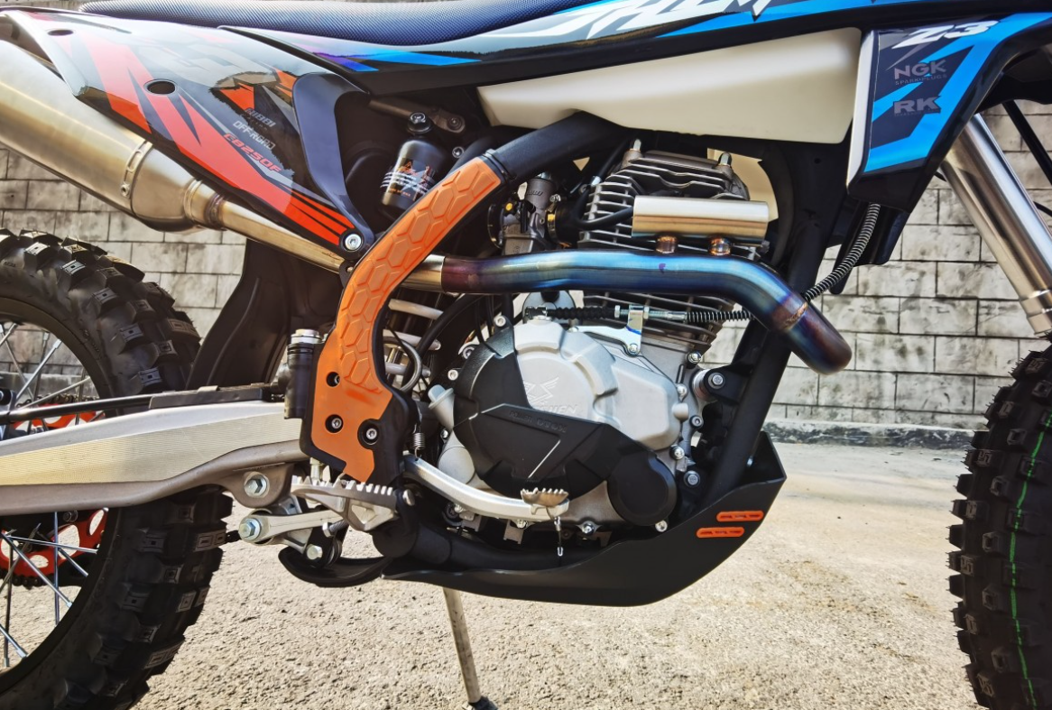 Мотоцикл JHLMOTO JHL Z3 CB250 (172FMM-3A) в Петропавловске-Камчатском