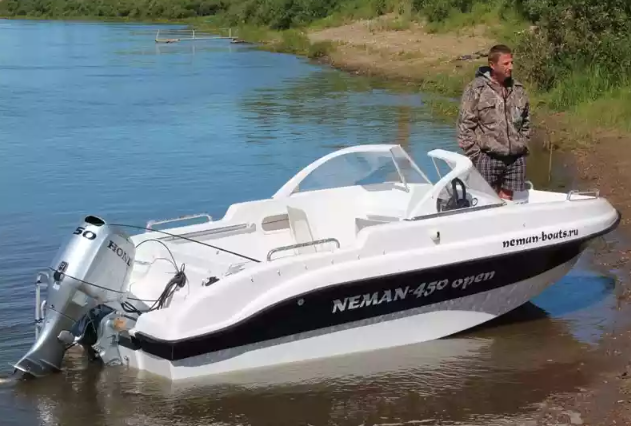 Стеклопластиковый катер Neman-450 Open в Петропавловске-Камчатском