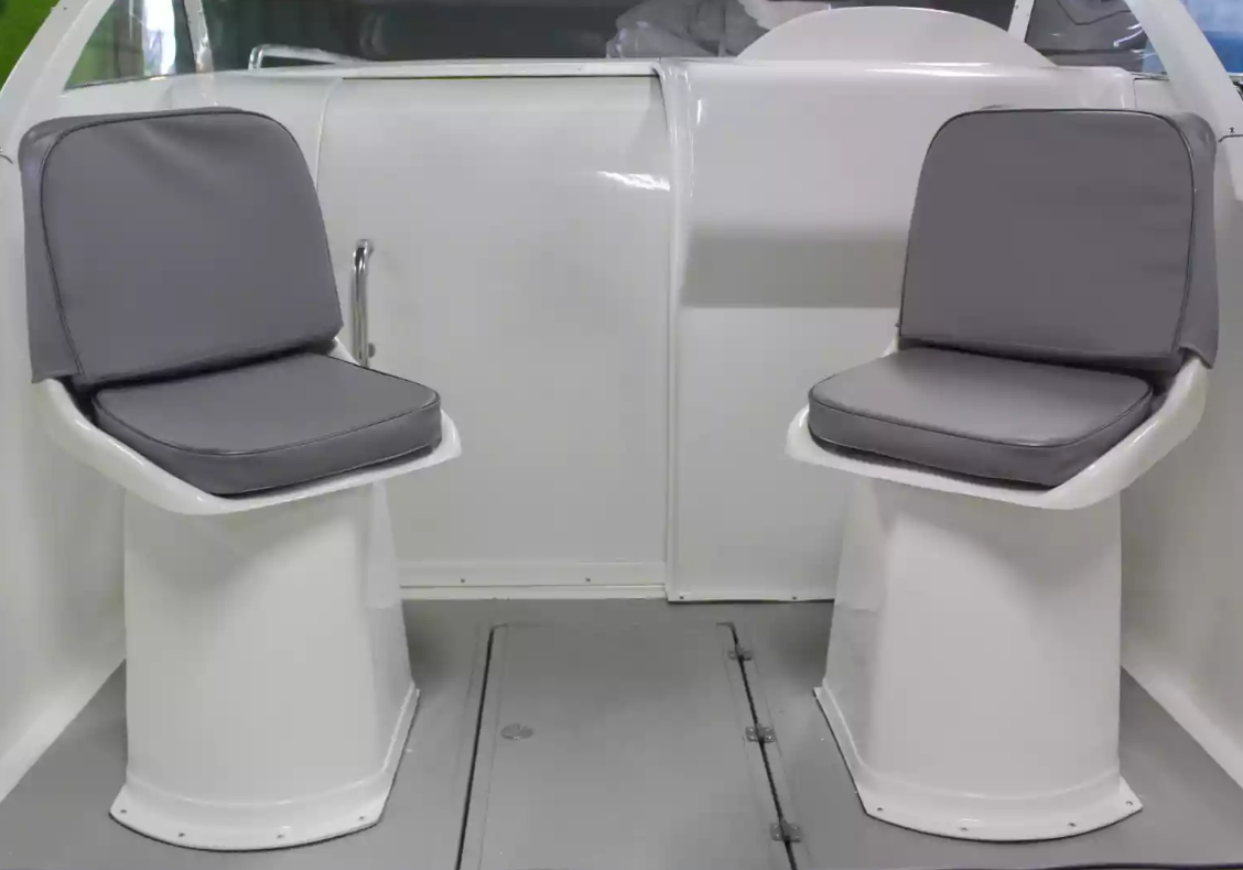 Стеклопластиковый катер Neman-550 с каютой в Петропавловске-Камчатском