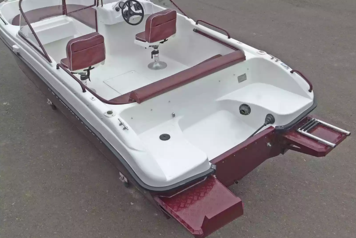 Комбинированный катер Neman-530 Open в Петропавловске-Камчатском