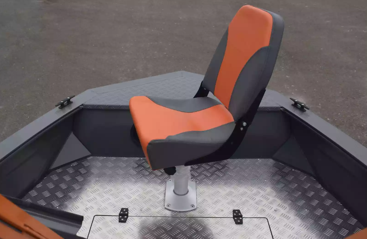 Алюминиевый катер Неман-480 DCM FISH в Петропавловске-Камчатском