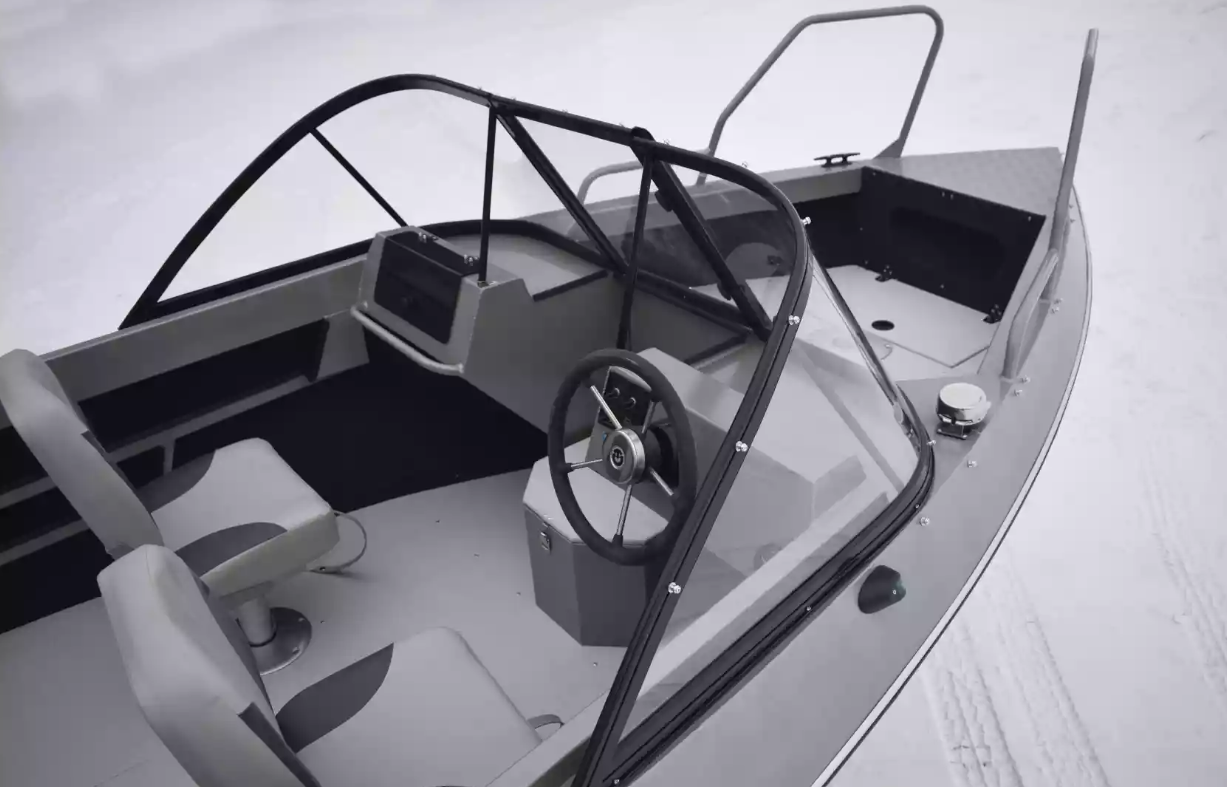 Алюминиевый катер Неман 550 DC в Петропавловске-Камчатском