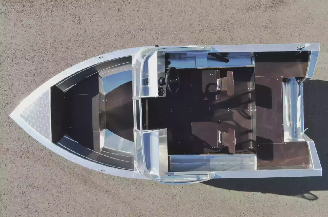 Алюминиевая лодка  Неман-400 DCM в Петропавловске-Камчатском