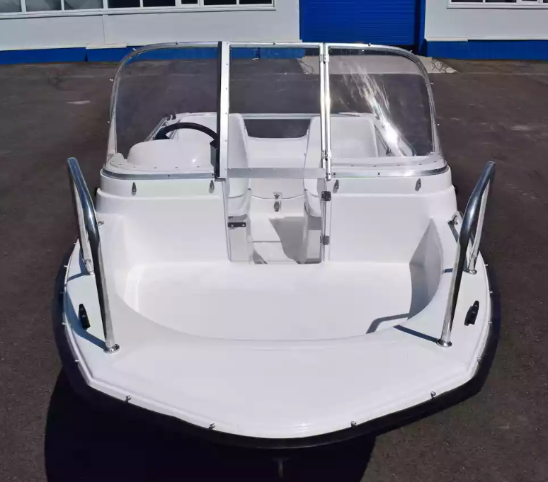 Стеклопластиковый катер Wyatboat-430 DC (тримаран) в Петропавловске-Камчатском