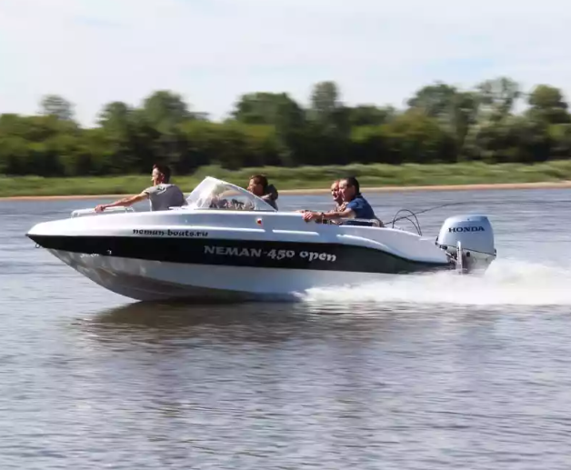 Стеклопластиковый катер Neman-450 Open в Петропавловске-Камчатском