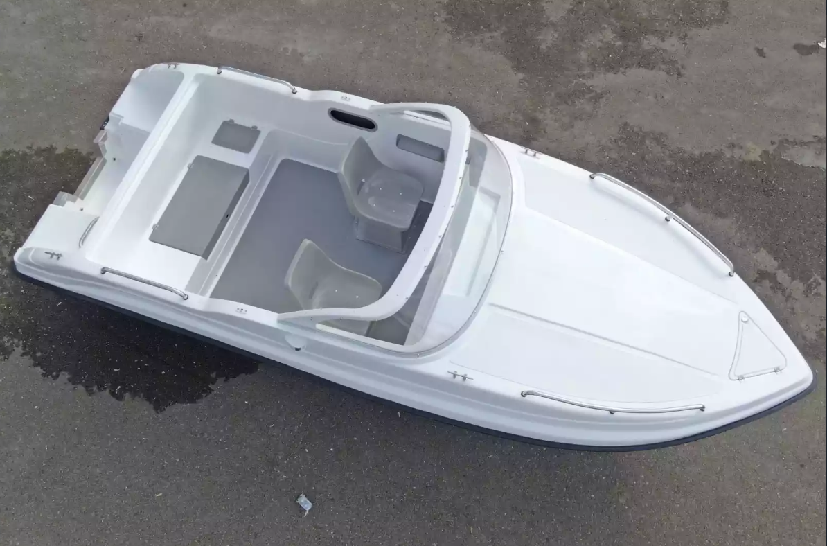 Комбинированный катер Neman-500 P в Петропавловске-Камчатском