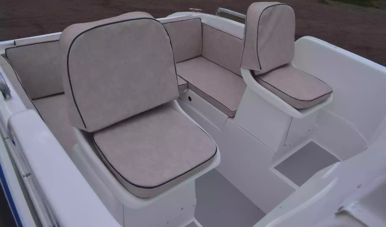 Стеклопластиковый катер Neman-500 в Петропавловске-Камчатском