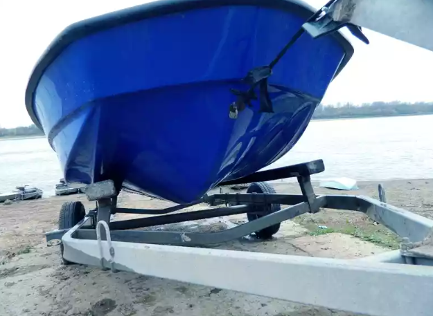 Стеклопластиковый катер Тримаран Wyatboat 430 C в Петропавловске-Камчатском