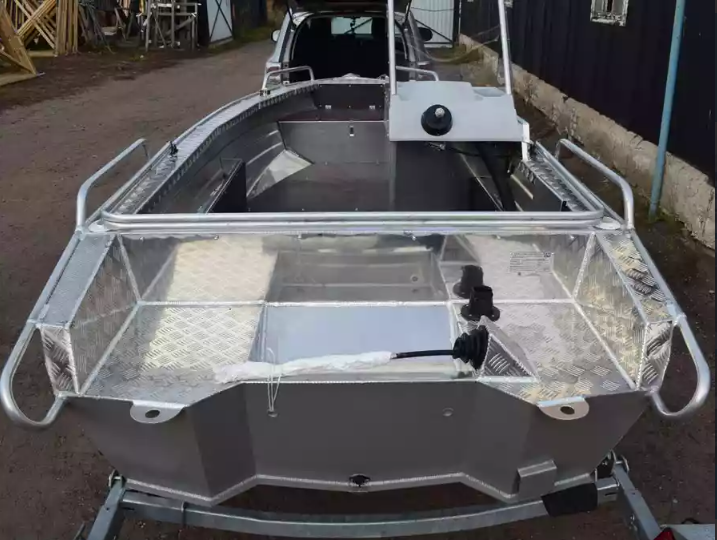 Алюминиевый катер Wyatboat-390 C в Петропавловске-Камчатском