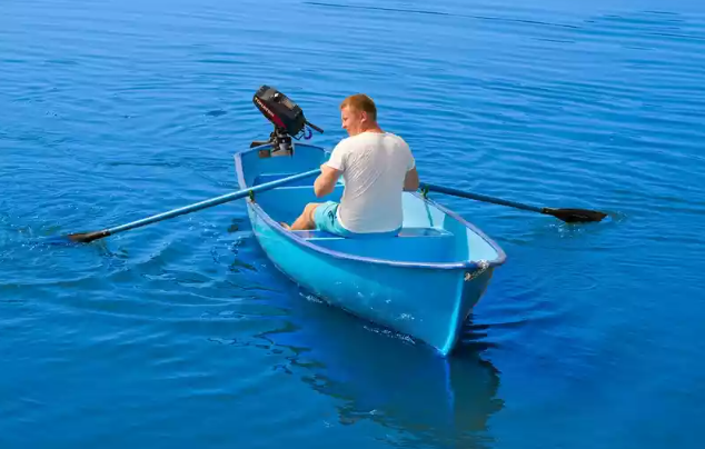 Стеклопластиковая лодка Омуль в Петропавловске-Камчатском