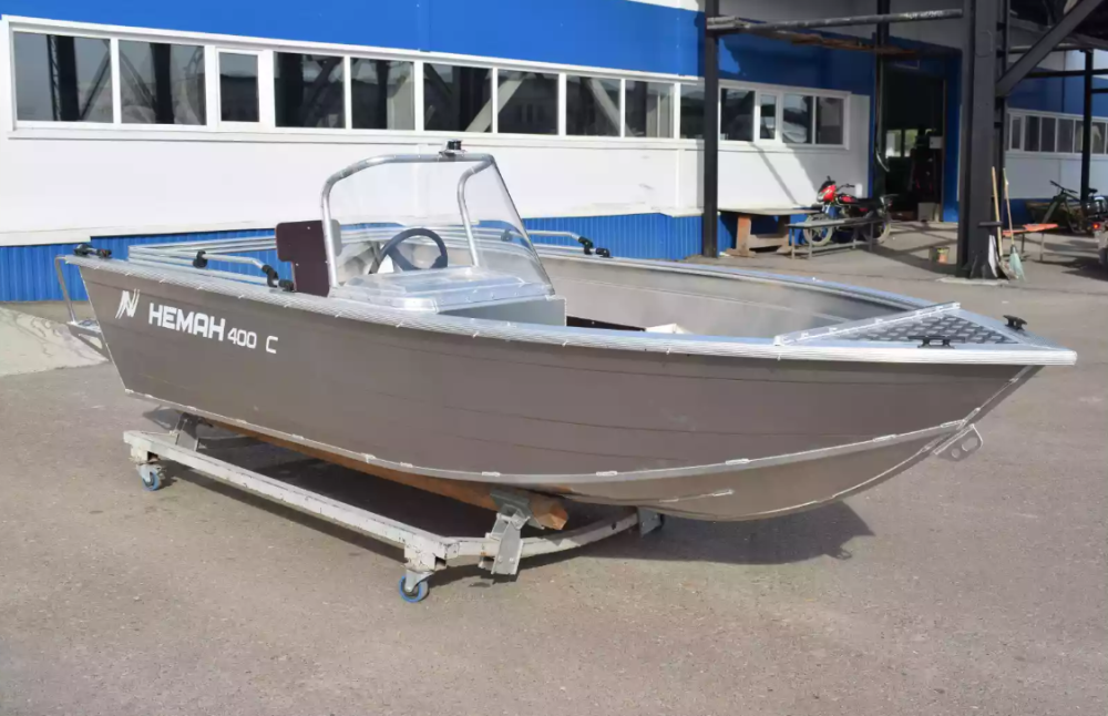 Алюминиевая лодка Неман-400 С в Петропавловске-Камчатском