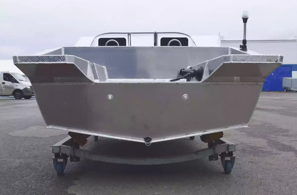 Алюминиевый катер Neman-400 PRO в Петропавловске-Камчатском