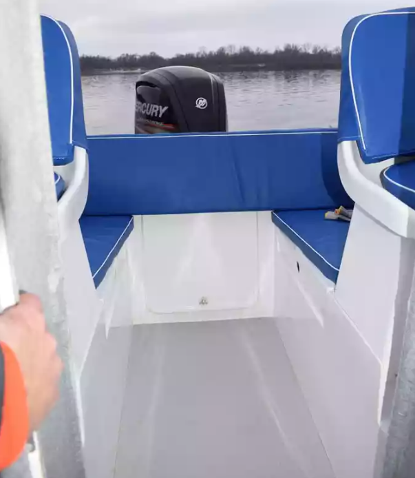 Комбинированный катер Neman-500 с каютой в Петропавловске-Камчатском