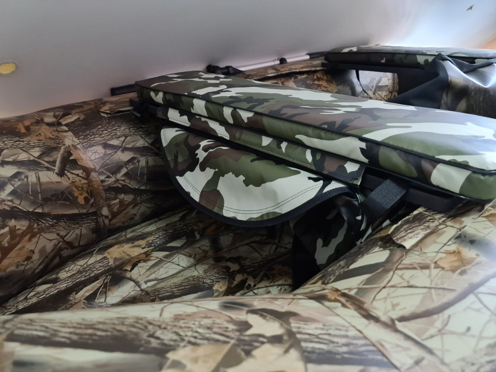 КОМПЛЕКТ МЯГКИХ НАКЛАДОК С СУМКОЙ ДЛЯ ЛОДОК 80Х20 КАМУФЛЯЖ в Петропавловске-Камчатском