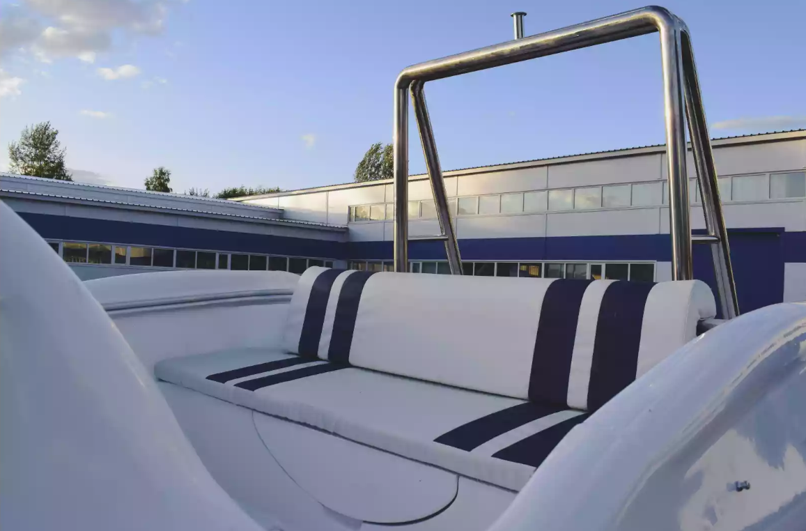 Комбинированный катер Neman-530 с каютой в Петропавловске-Камчатском