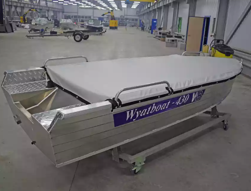 Алюминиевая лодка  Wyatboat-430 Р в Петропавловске-Камчатском