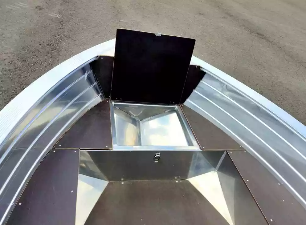 Алюминиевая лодка Неман-400 в Петропавловске-Камчатском