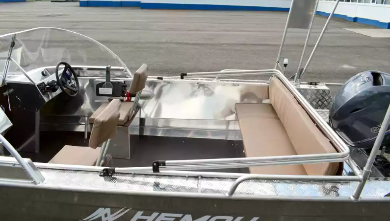 Алюминиевый катер Неман-500 DCM в Петропавловске-Камчатском