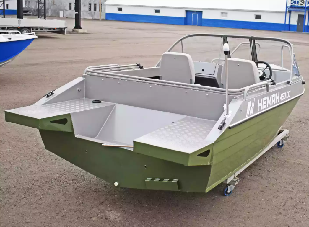 Алюминиевый катер Неман-450 DC в Петропавловске-Камчатском
