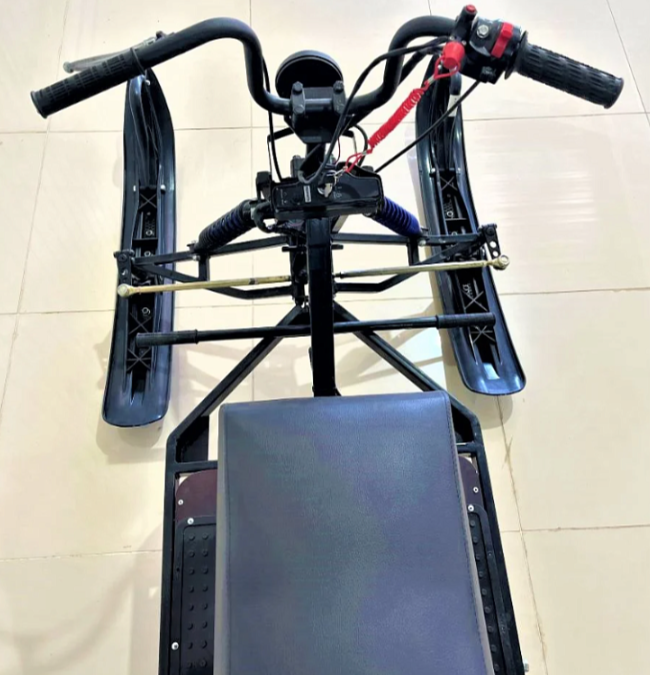 Мотобуксировщик ЕНОТ 4М в Петропавловске-Камчатском