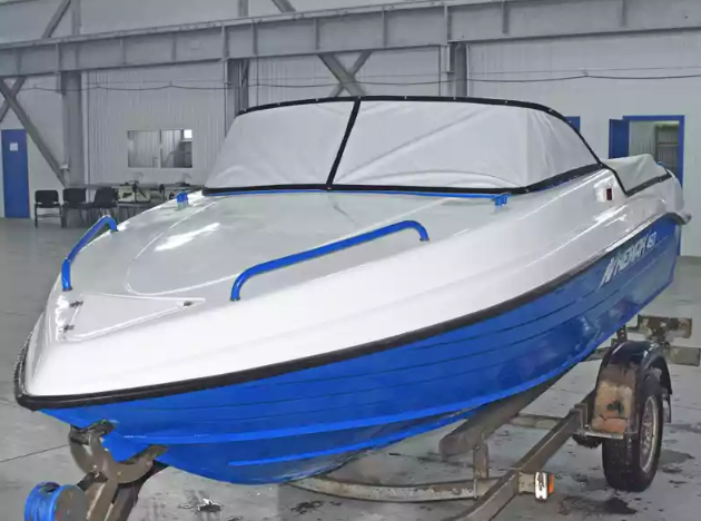 Комбинированный катер Neman-450 в Петропавловске-Камчатском