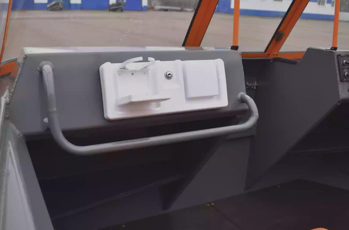 Алюминиевый катер Неман-480 DCM FISH в Петропавловске-Камчатском