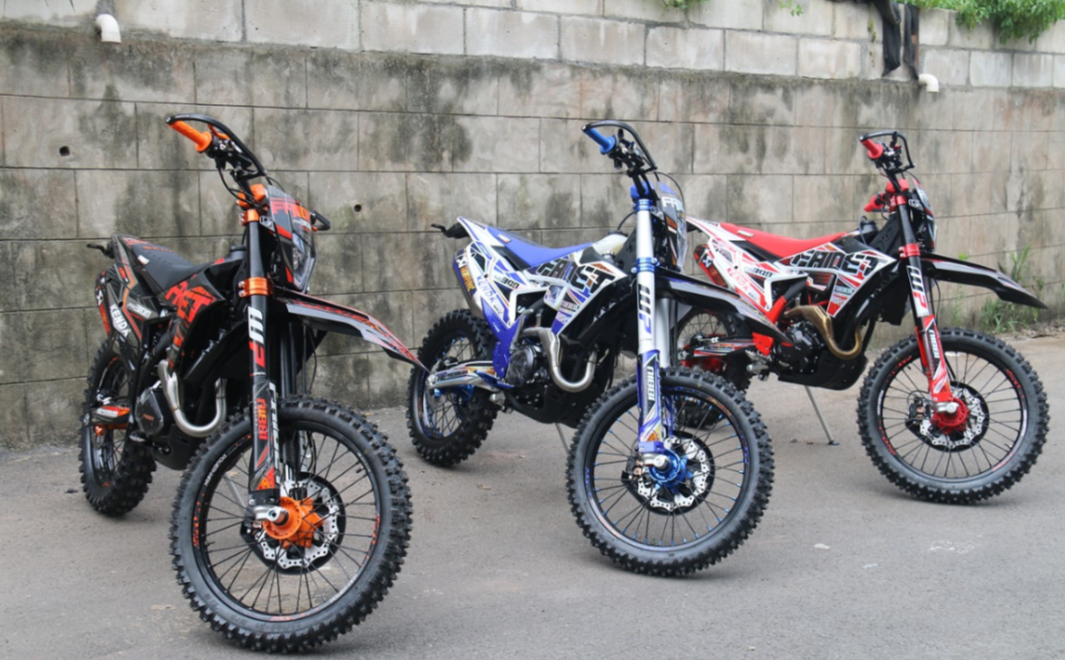 Кроссовый мотоцикл FAIDET NC300S ULTRA WP в Петропавловске-Камчатском