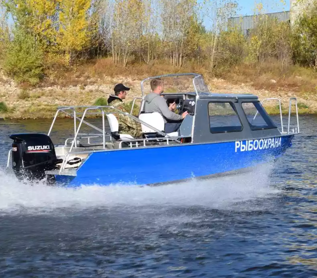 Алюминиевый катер Неман 550 с каютой в Петропавловске-Камчатском