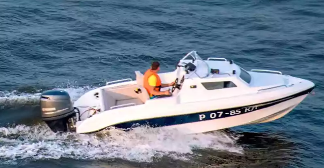 Стеклопластиковый катер Neman-500 в Петропавловске-Камчатском
