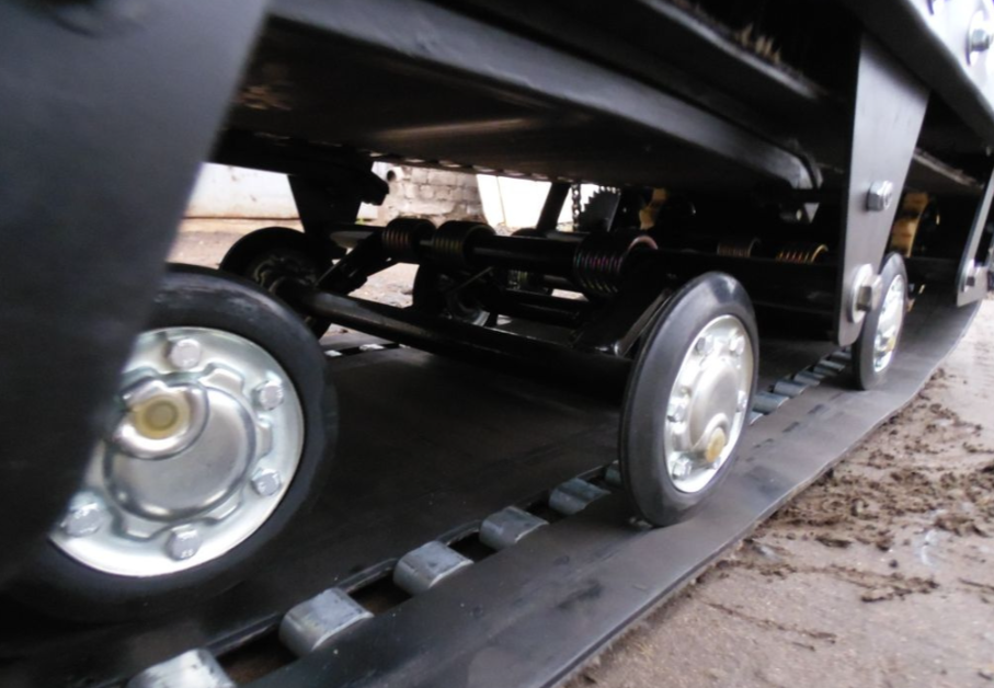 Мотобуксировщик AhtaR Зима 15 л/с с вариатором в Петропавловске-Камчатском