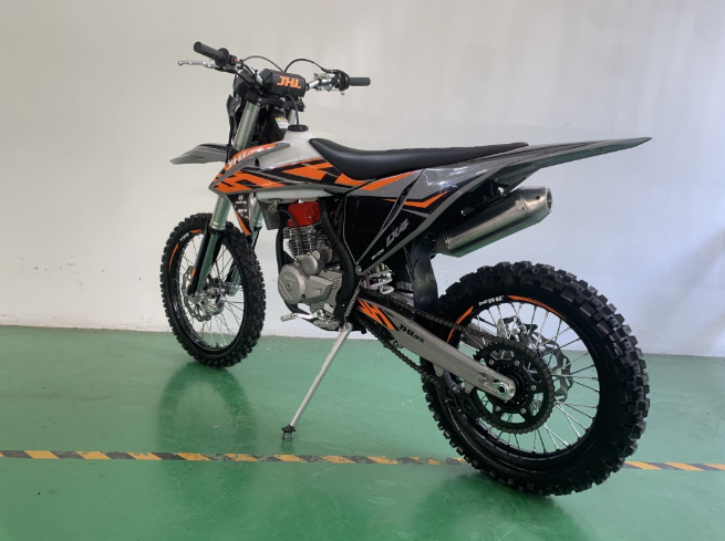 Мотоцикл JHLMOTO JHL LX4 CB300RL (175FMN) в Петропавловске-Камчатском