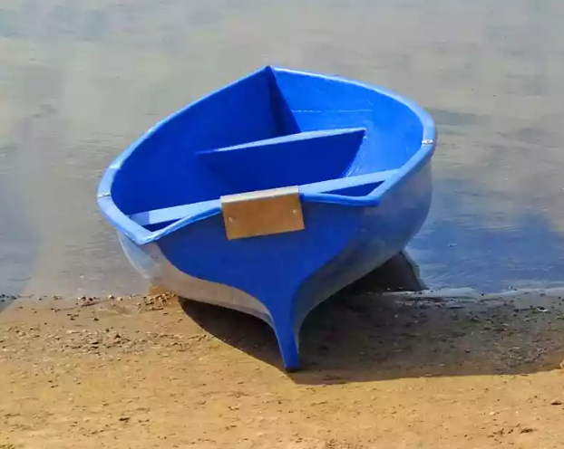 Стеклопластиковая лодка Омуль в Петропавловске-Камчатском