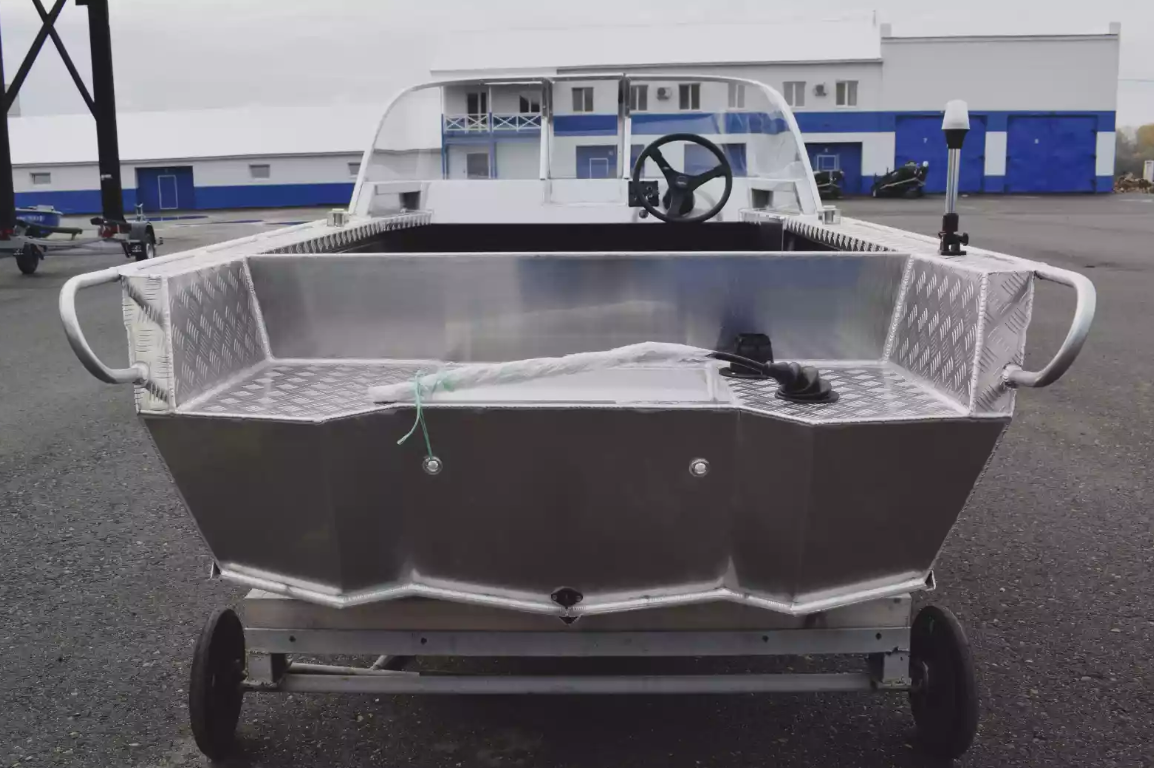 Алюминиевый катер Wyatboat-390 Pro в Петропавловске-Камчатском