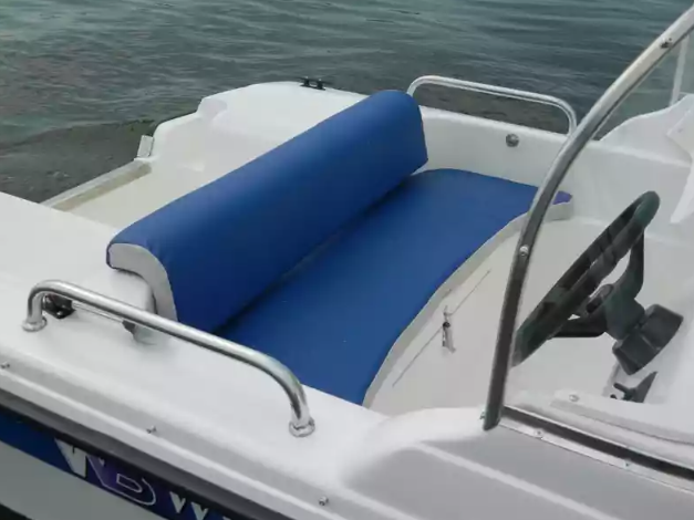 Стеклопластиковый катер Wyatboat-430 DCM (тримаран) в Петропавловске-Камчатском