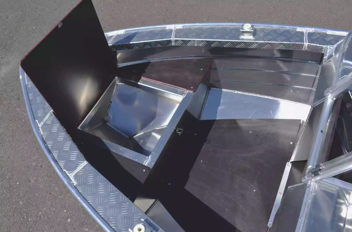 Алюминиевая лодка Wyatboat-390 DCM в Петропавловске-Камчатском