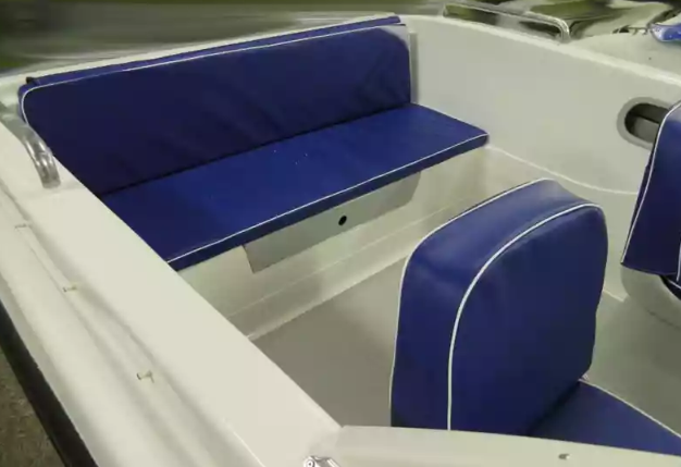 Стеклопластиковый катер Neman-500 Open в Петропавловске-Камчатском