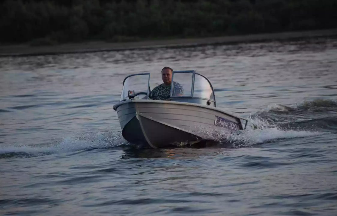 Алюминиевая лодка Wyatboat-390 DCM в Петропавловске-Камчатском