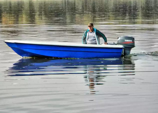 Стеклопластиковая лодка Wyatboat 430 тримаран в Петропавловске-Камчатском