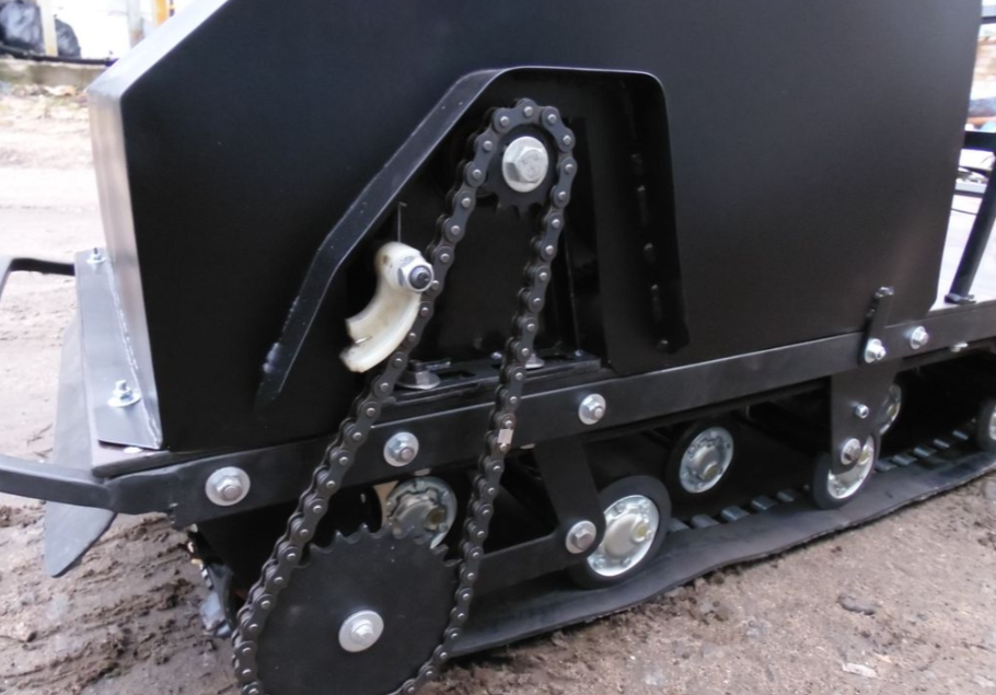 Мотобуксировщик AhtaR Зима 15 л/с с вариатором в Петропавловске-Камчатском