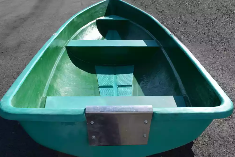 Стеклопластиковая Лодка Голавль в Петропавловске-Камчатском