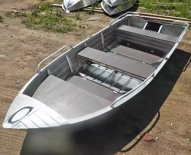 Алюминиевая лодка Вятка-Профи 37 в Петропавловске-Камчатском
