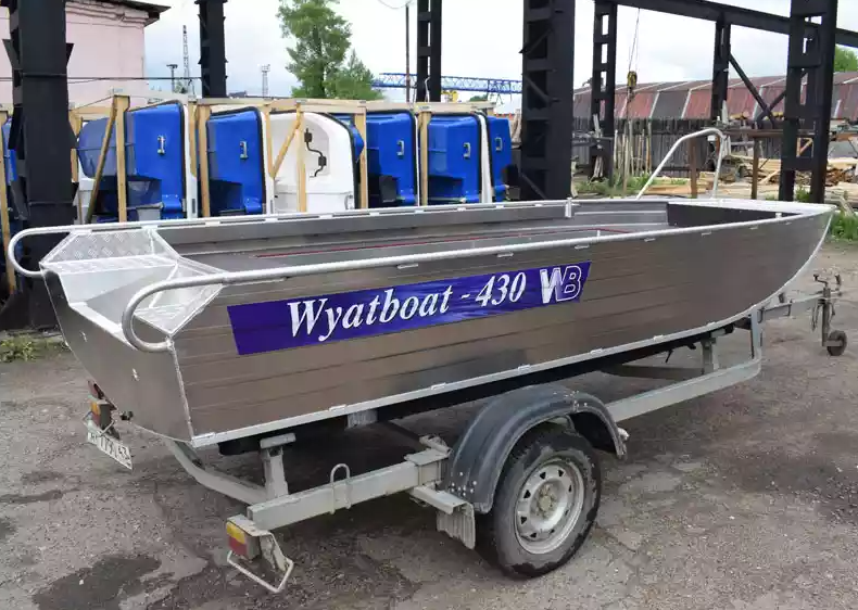 Алюминиевая лодка  Wyatboat-430 Master в Петропавловске-Камчатском