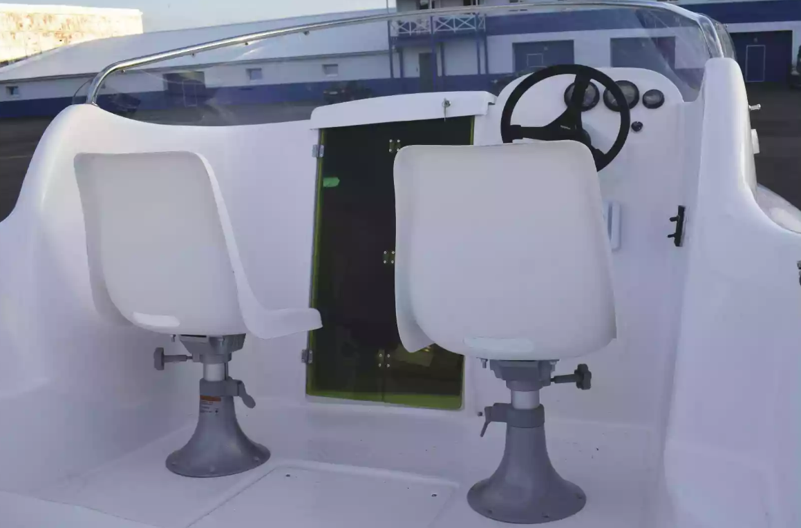 Комбинированный катер Neman-530 с каютой в Петропавловске-Камчатском