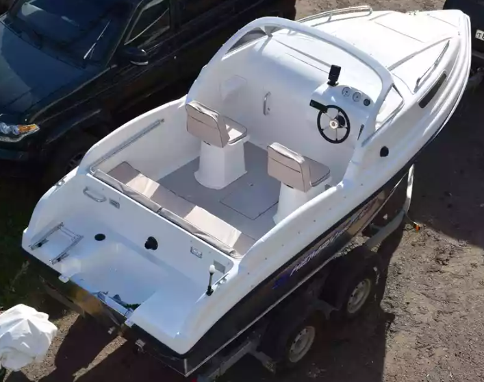 Комбинированный катер Neman-550 с каютой в Петропавловске-Камчатском