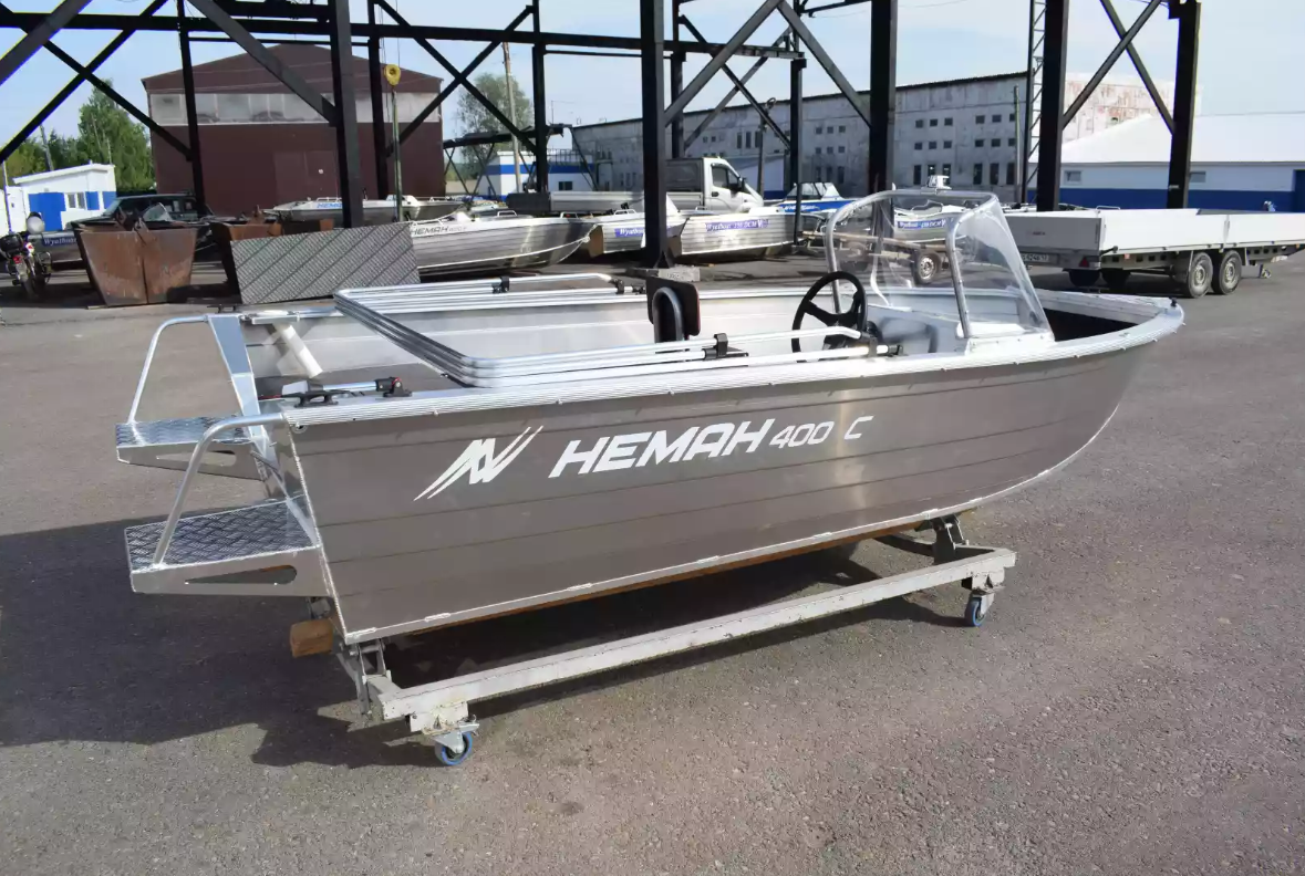 Алюминиевый катер Неман-400 С в Петропавловске-Камчатском