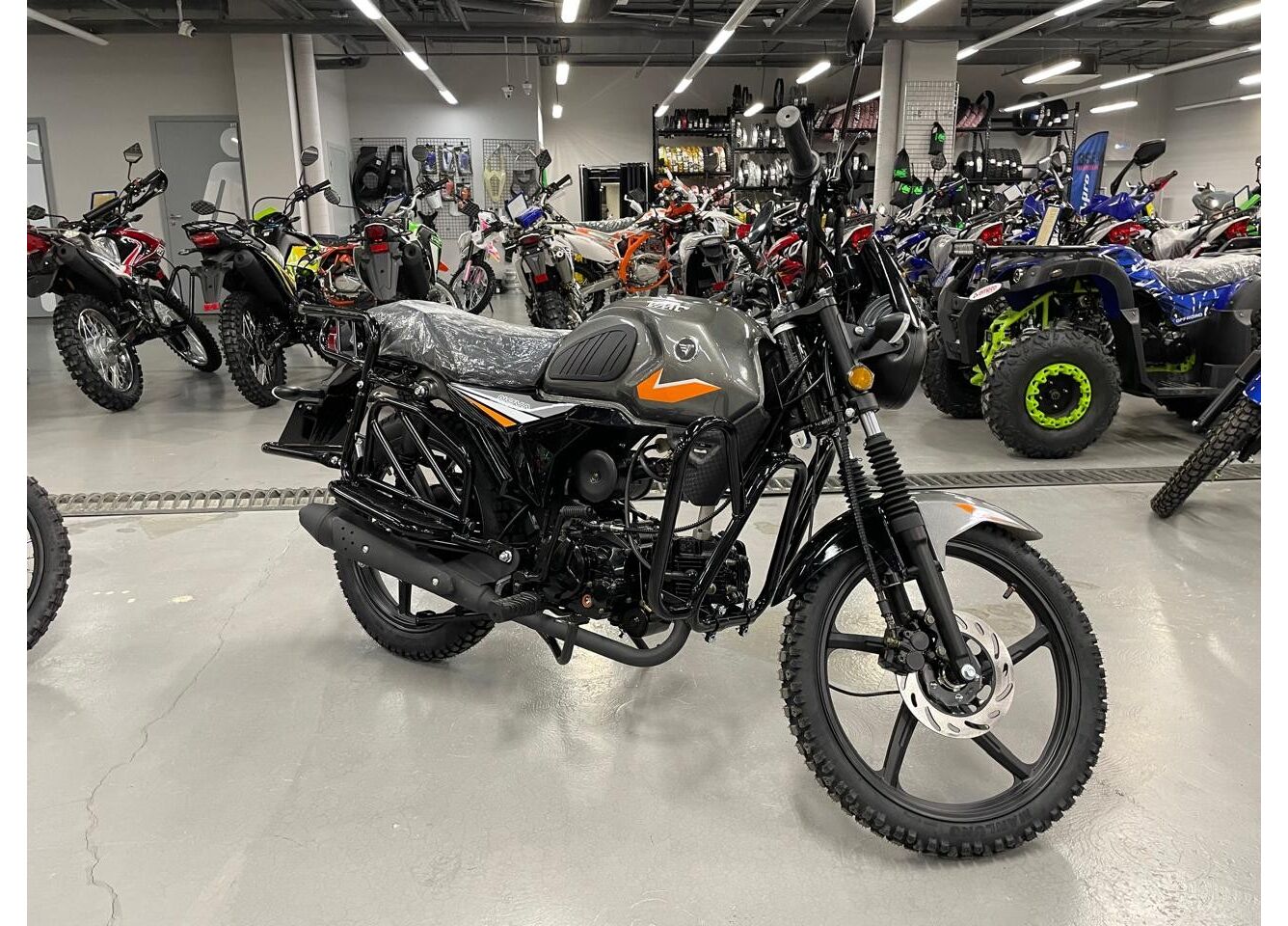 Мопед VMC NOVA 49сс (125сс) Led Full, дисковый тормоз, RKB RATO с баланс. валом, сигнализация в Петропавловске-Камчатском